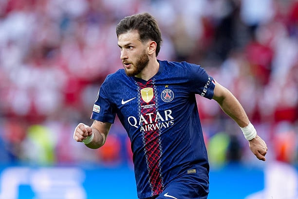 Tin chuyển nhượng 7/6: Real Madrid nhắm bom tấn Kvaratskhelia, Arsenal đại chiến PSG