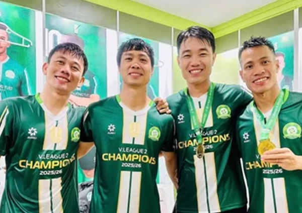 Công Phượng đưa CLB Đồng Nai thăng hạng V-League: Chức vô địch quốc nội đầu tiên ở tuổi 31