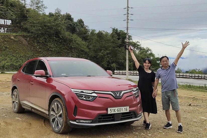 VinFast VF 8 sau 100.000 km: Tiết kiệm 70% chi phí và trải nghiệm xuyên Việt thực tế