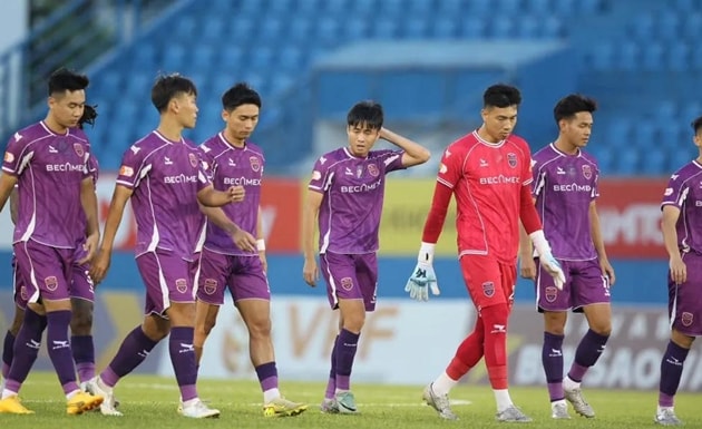 Becamex TP.HCM xuống hạng V-League: Sự sụp đổ của một đế chế và hồi chuông báo động