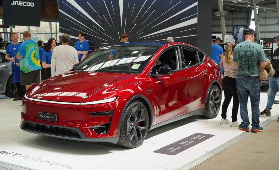 Nghiên cứu độ bền xe điện Tesla: Khả năng vận hành vượt mốc 400.000 km và thách thức xe xăng