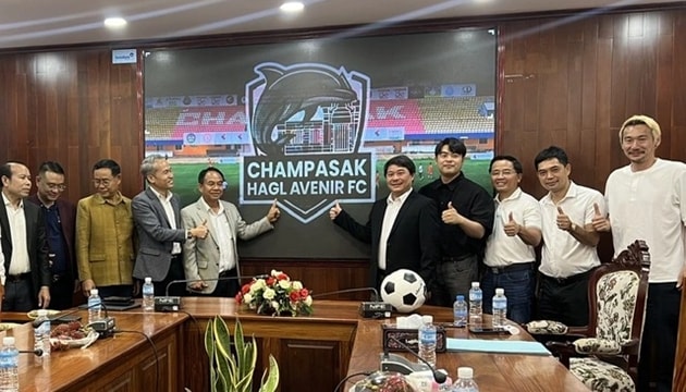 Bầu Đức đầu tư toàn diện vào bóng đá Lào: Từ CLB Champasak đến chiến dịch ASEAN Cup 2026