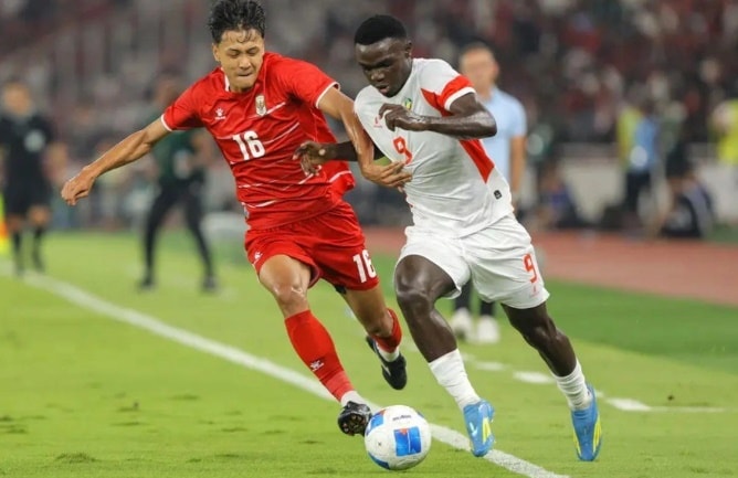 BXH FIFA: Việt Nam giữ vững vị trí top 100, Indonesia thăng tiến ngoạn mục