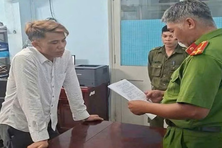 Khởi tố đối tượng đánh, dọa chém thẩm phán