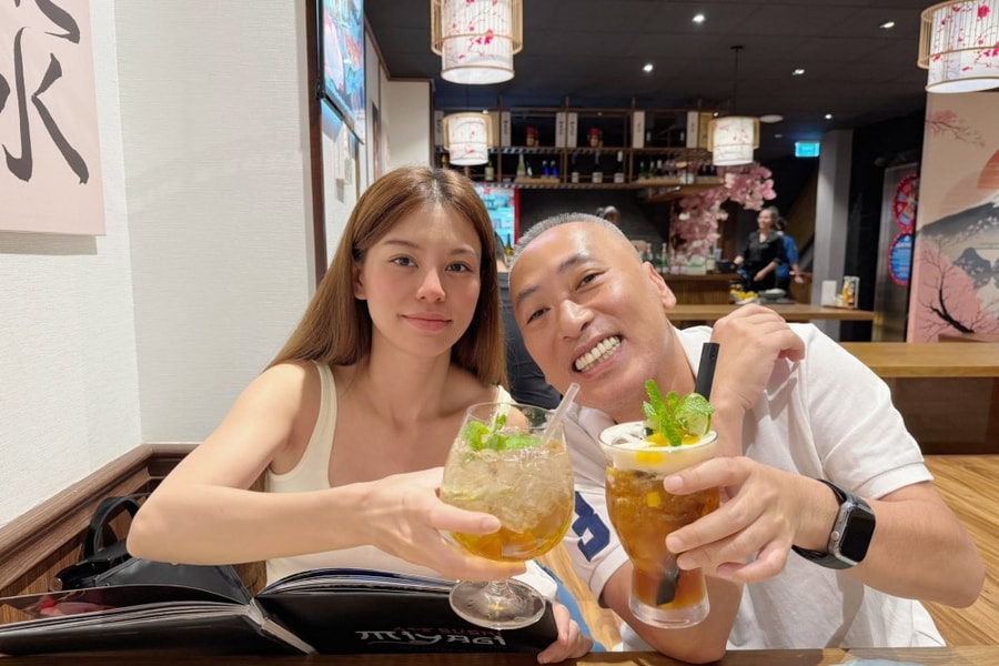 Đạo diễn Nguyễn Quang Dũng: Vượt qua biến cố sức khỏe và cuộc sống hạnh phúc bên Bùi Lan Hương