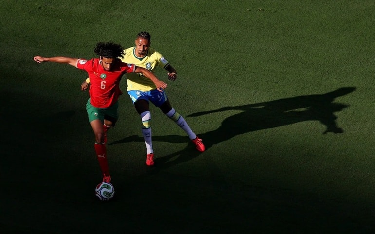 Ayyoub Bouaddi rực sáng giúp Morocco cầm hòa Brazil: Khi kinh nghiệm của Casemiro lu mờ