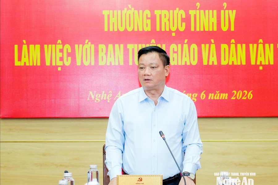 Thường trực Tỉnh uỷ làm việc với Ban Tuyên giáo và Dân vận Tỉnh uỷ