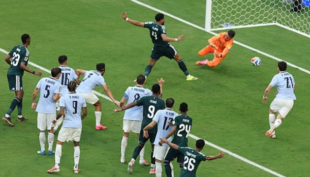 Saudi Arabia dẫn trước Uruguay 1-0: Al-Amri gây bất ngờ tại World Cup 2026