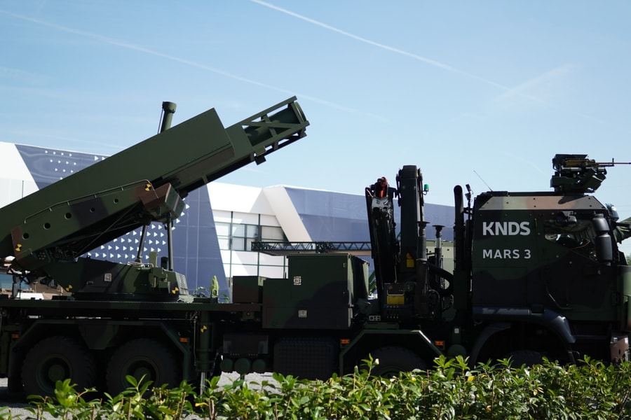 MARS 3: Hệ thống pháo phản lực đa miền mới thách thức vị thế của HIMARS tại châu Âu