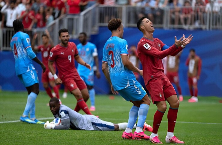Henry chỉ trích Ronaldo ích kỷ: Khi cái tôi của CR7 cản trở Bồ Đào Nha