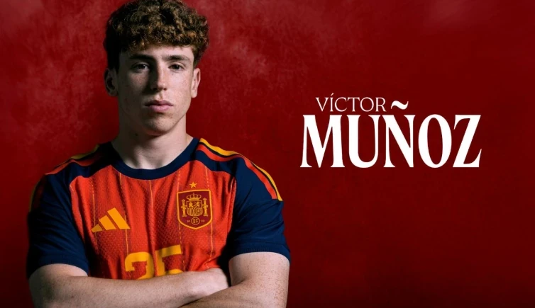 Liverpool chính thức chiêu mộ Victor Munoz từ Osasuna