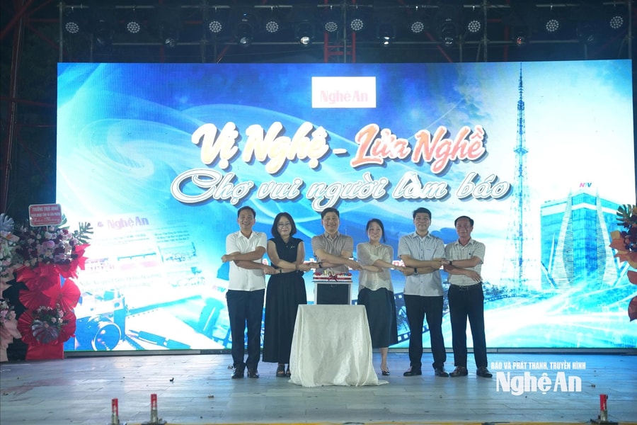 Ấm áp Gala "Vị Nghệ - Lửa nghề" kỷ niệm 101 năm ngày báo chí cách mạng Việt Nam