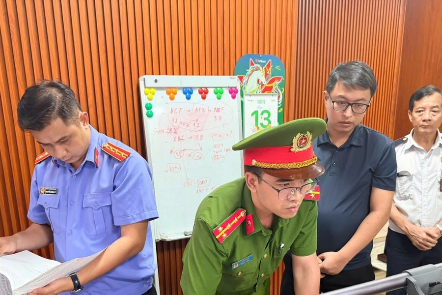Bộ Chính trị: Xử nghiêm việc sử dụng phần mềm vi phạm bản quyền, đạo văn