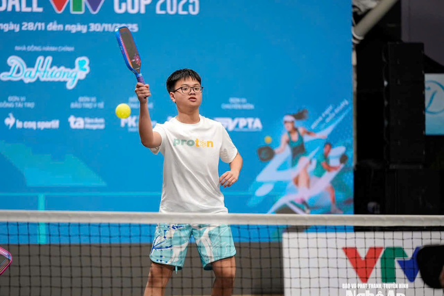 Cậu bé 14 tuổi giành 6 Huy chương Vàng Giải Pickleball quốc gia