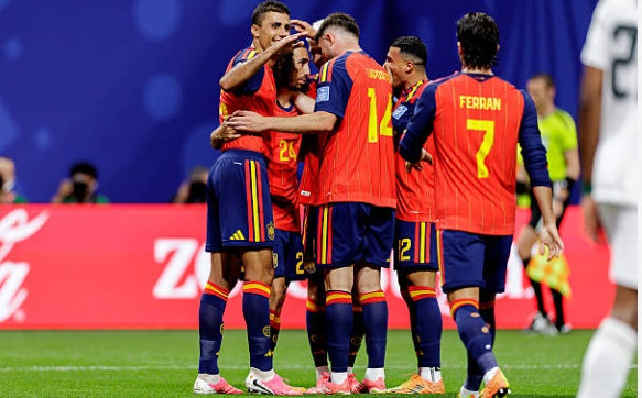 Tây Ban Nha 4-0 Saudi Arabia: Kỷ lục của Lamine Yamal và sự hồi sinh của bản ngã tấn công