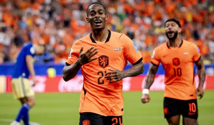 Man Utd săn đón thần tài tuyển Hà Lan: Crysencio Summerville và mức giá 50 triệu bảng