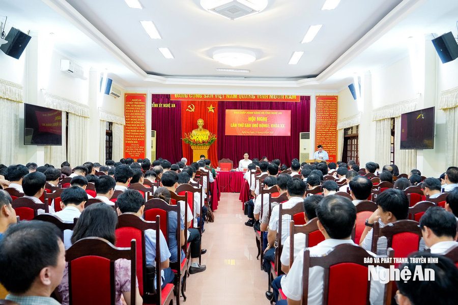 Hội nghị Ban Chấp hành Đảng bộ tỉnh lần thứ 6 mở rộng