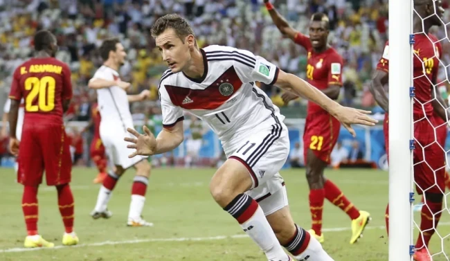 Messi phá kỷ lục của Klose để trở thành chân sút vĩ đại nhất lịch sử World Cup