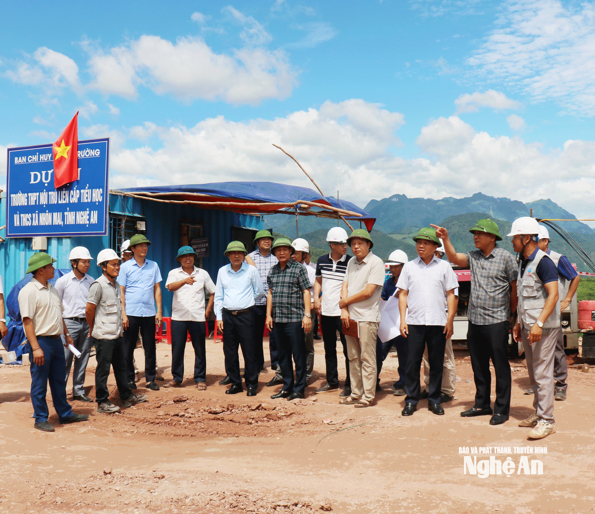 Nghệ An: Xây dựng kế hoạch, đẩy nhanh tiến độ thi công Dự án Trường phổ thông nội trú liên cấp tiểu học và trung học cơ sở