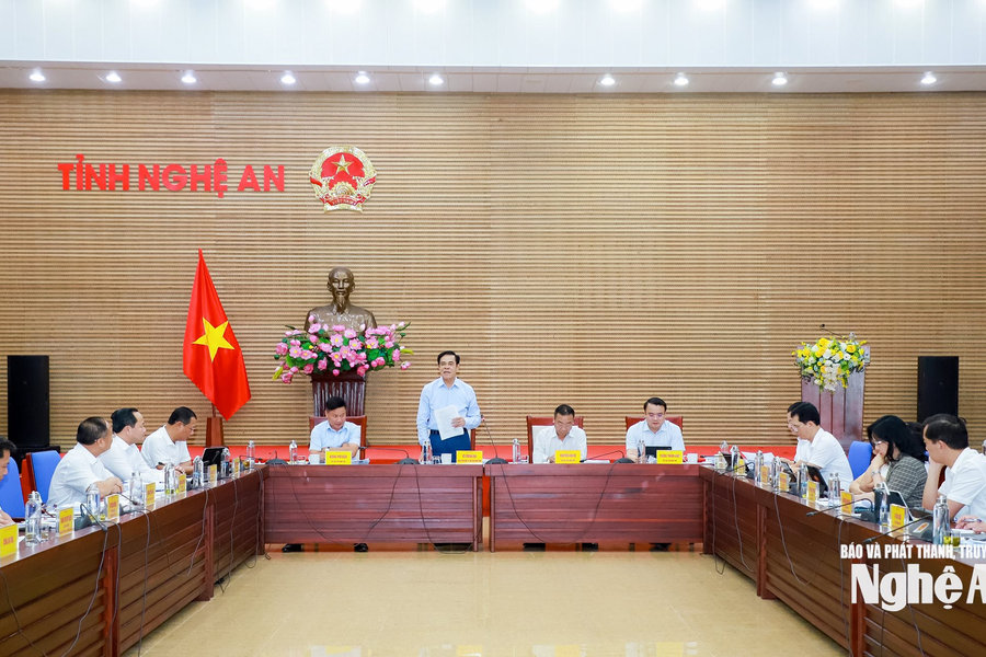 UBND tỉnh cho ý kiến về Phương án tiếp tục xây dựng, hoàn thiện tổ chức bộ máy khối chính quyền