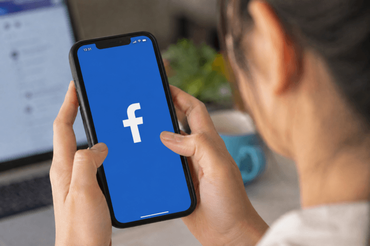 Facebook có thực sự nghe lén người dùng? Giải mã cơ chế quảng cáo của Meta