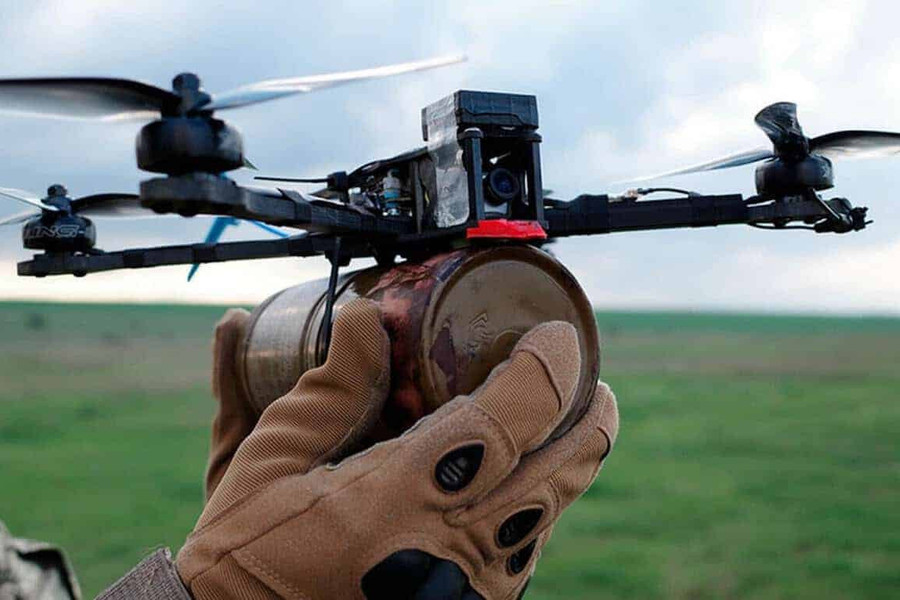 Hàn Quốc huấn luyện 500.000 quân nhân điều khiển UAV và radar tầm xa 5.000km của Thales
