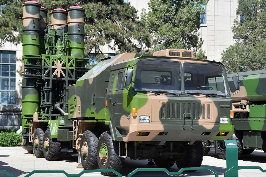 Serbia mua hệ thống HQ-9 và bước tiến diệt hàm của oanh tạc cơ B-2 Mỹ