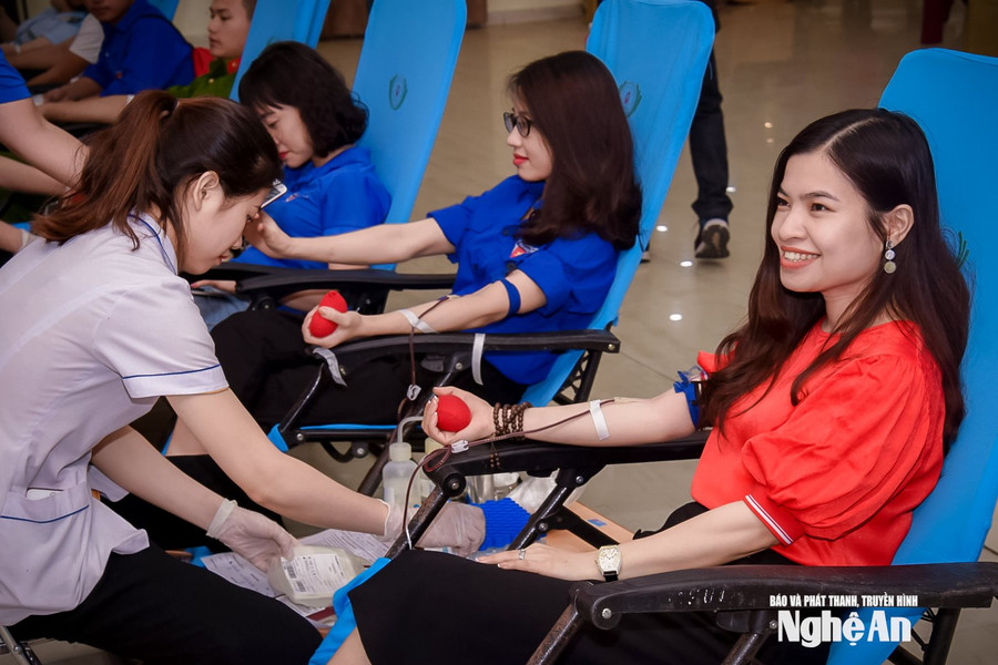 Nghệ An: Khan hiếm nguồn hiến máu dịp hè