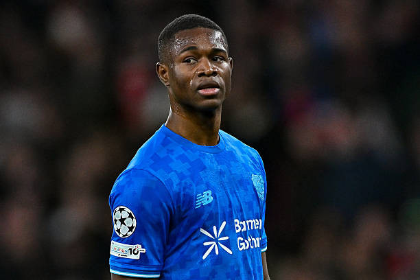 Arsenal và Newcastle đại chiến vì Christian Kofane: Tiền đạo 100 triệu euro của Leverkusen