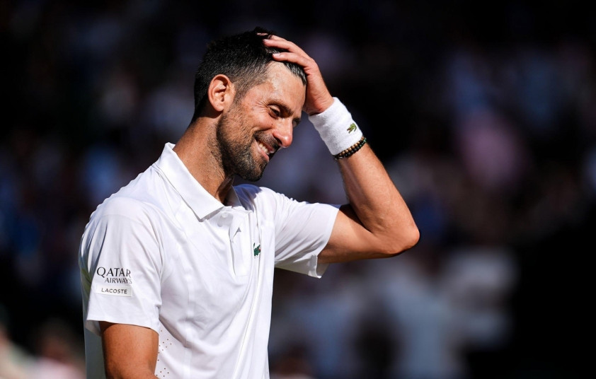 Djokovic nhọc nhằn hạ Rinderknech 7-5, 6-4, 1-6, 7-6 để cân bằng 105 trận thắng tại Wimbledon