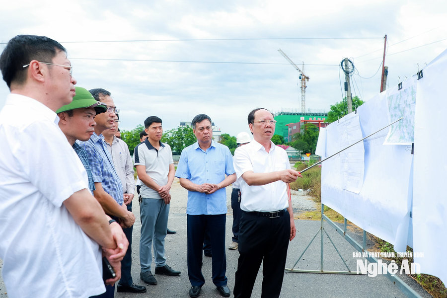 Phó Chủ tịch Thường trực UBND tỉnh Bùi Thanh An làm việc với 12 xã về giải ngân vốn đầu tư công