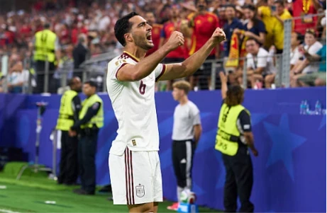 Tây Ban Nha hạ Bồ Đào Nha 1-0: Mikel Merino sắm vai người hùng đưa La Roja vào tứ kết