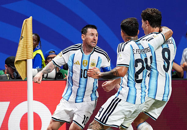 Argentina ngược dòng kịch tính 3-2 trước Ai Cập tại vòng 1/8 World Cup 2026