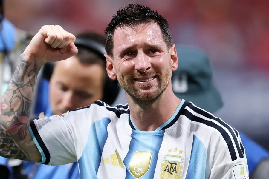 Argentina ngược dòng hạ Ai Cập 3-2: Nghi vấn dàn xếp cho Messi vô địch World Cup