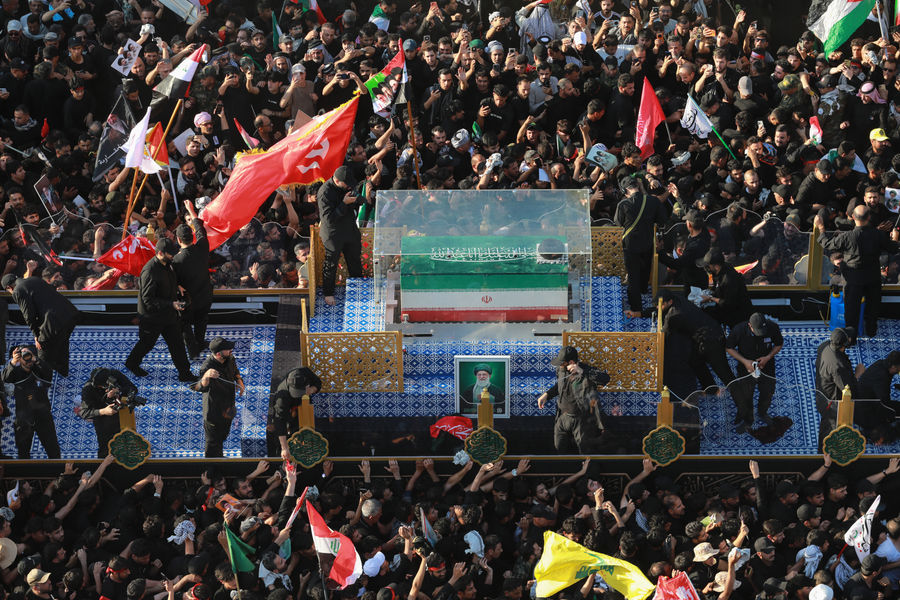 Iran an táng Đại giáo chủ Ali Khamenei giữa lúc Mỹ tiếp tục không kích