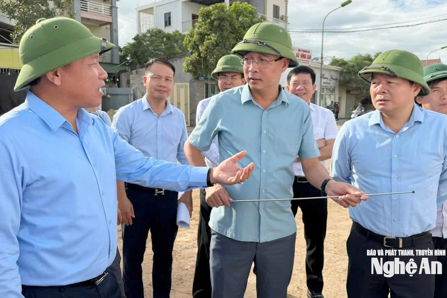 Bồi thường, giải phóng mặt bằng và xây dựng khu tái định cư cao tốc Vinh - Thanh Thủy phải hoàn thành giải ngân trước ngày 30/9