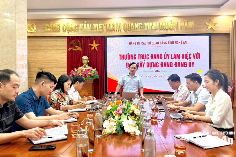 Thường trực Đảng ủy Các cơ quan Đảng tỉnh làm việc với Ban Xây dựng Đảng
