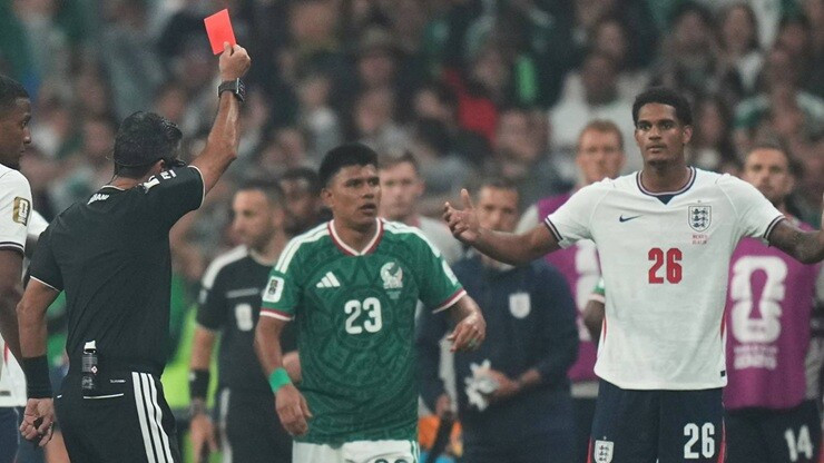 World Cup 2026: FIFA treo giò Jarell Quansah 2 trận, tuyển Anh nhận 'gáo nước lạnh' trước tứ kết