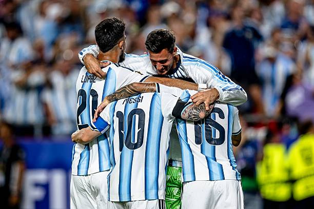 Argentina vs Anh: Bản lĩnh nhà vua và bài toán thể lực tại bán kết World Cup 2026