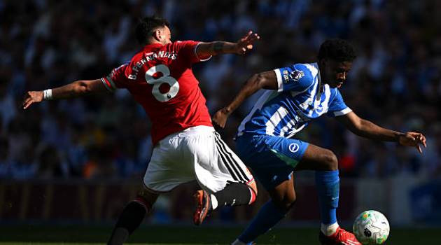 Manchester United tái khởi động thương vụ Carlos Baleba: Brighton hét giá 100 triệu bảng