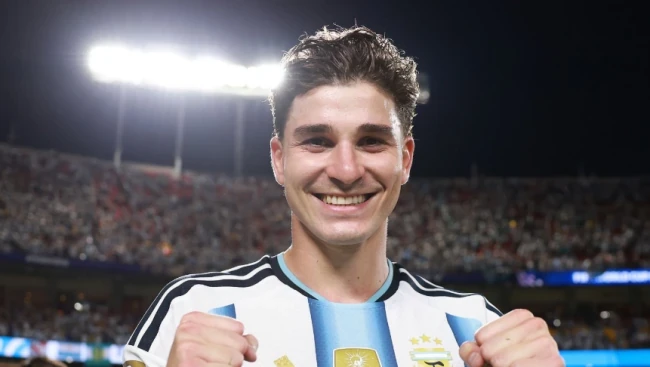 Chuyển nhượng sáng 13/7: Arsenal dồn lực chiêu mộ Julian Alvarez, Pep Guardiola được tuyển Ý săn đón