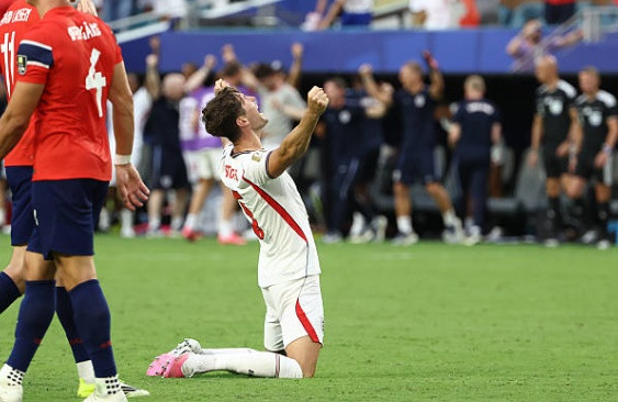 John Stones và nghịch lý World Cup 2026: Đỉnh cao thế giới nhưng đang thất nghiệp