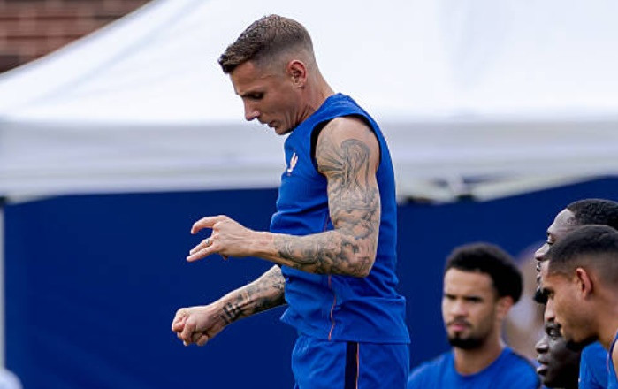 PSG tái hợp Lucas Digne: Nước đi khôn ngoan với giá 10 triệu euro