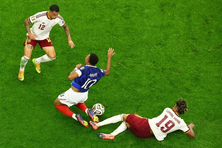 Tây Ban Nha vào chung kết World Cup 2026: Lamine Yamal và tâm điểm của những tranh cãi
