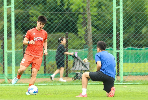 Đỗ Duy Mạnh lỡ hẹn AFF Cup 2026: 'Tử huyệt' hàng thủ Việt Nam và cơ hội cho Indonesia