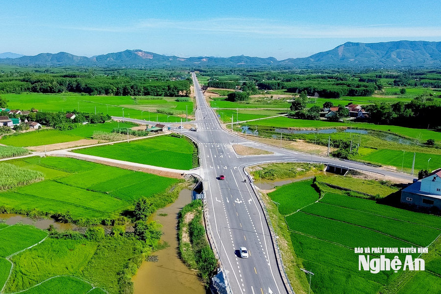 Nghệ An ưu tiên vốn đầu tư hạ tầng, tạo đà tăng trưởng 2 con số
