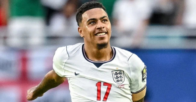 Arsenal sẵn sàng chi 100 triệu bảng cho Morgan Rogers, Salah chia tay Liverpool