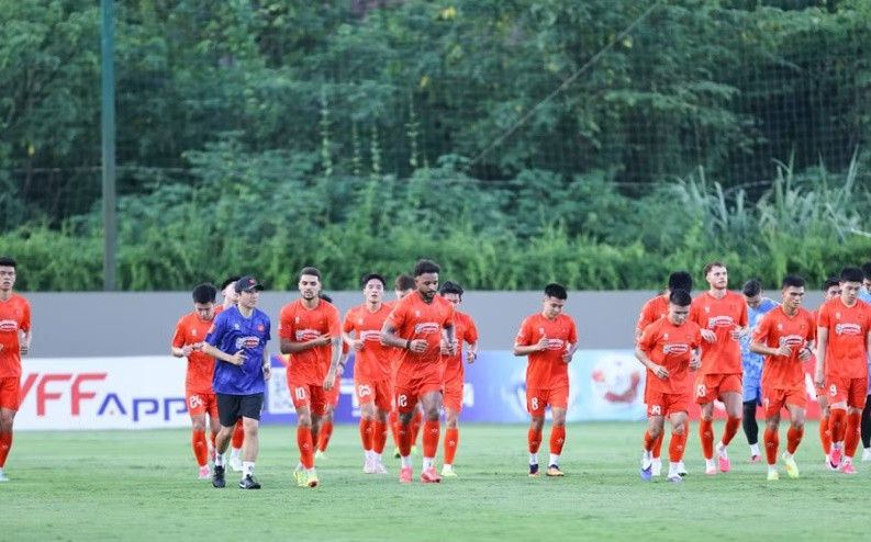 Đội tuyển Việt Nam chốt sân nhà AFF Cup 2026 và bước ngoặt sự nghiệp của Phan Văn Đức
