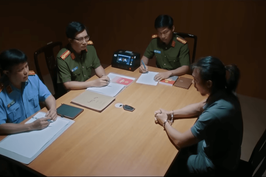 Lửa trắng tập 10: Băng Santana lộ diện thủ đoạn mới và nghi vấn nội gián tại Sơn Hải