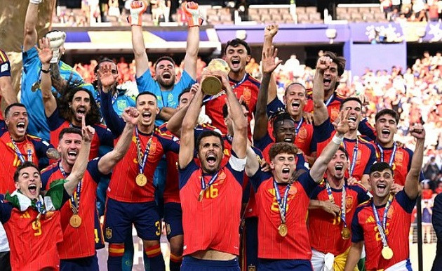 World Cup 2026 và di sản mâu thuẫn: Khi bóng đá thuần túy gồng mình trước cơn lốc thương mại
